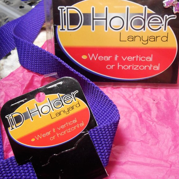 Hello Kitty Lanyard Badge Holder - Picture 4 of 7